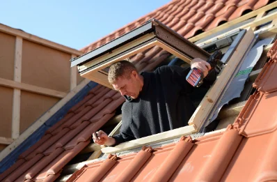Pose de fenêtres de toit Velux à Thurey